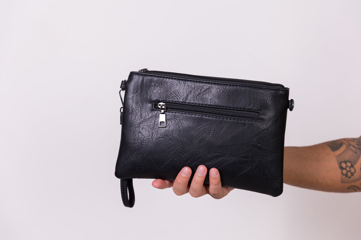 Pochette pelle ecologica martellata collection CasaPago Not Saudades Couture