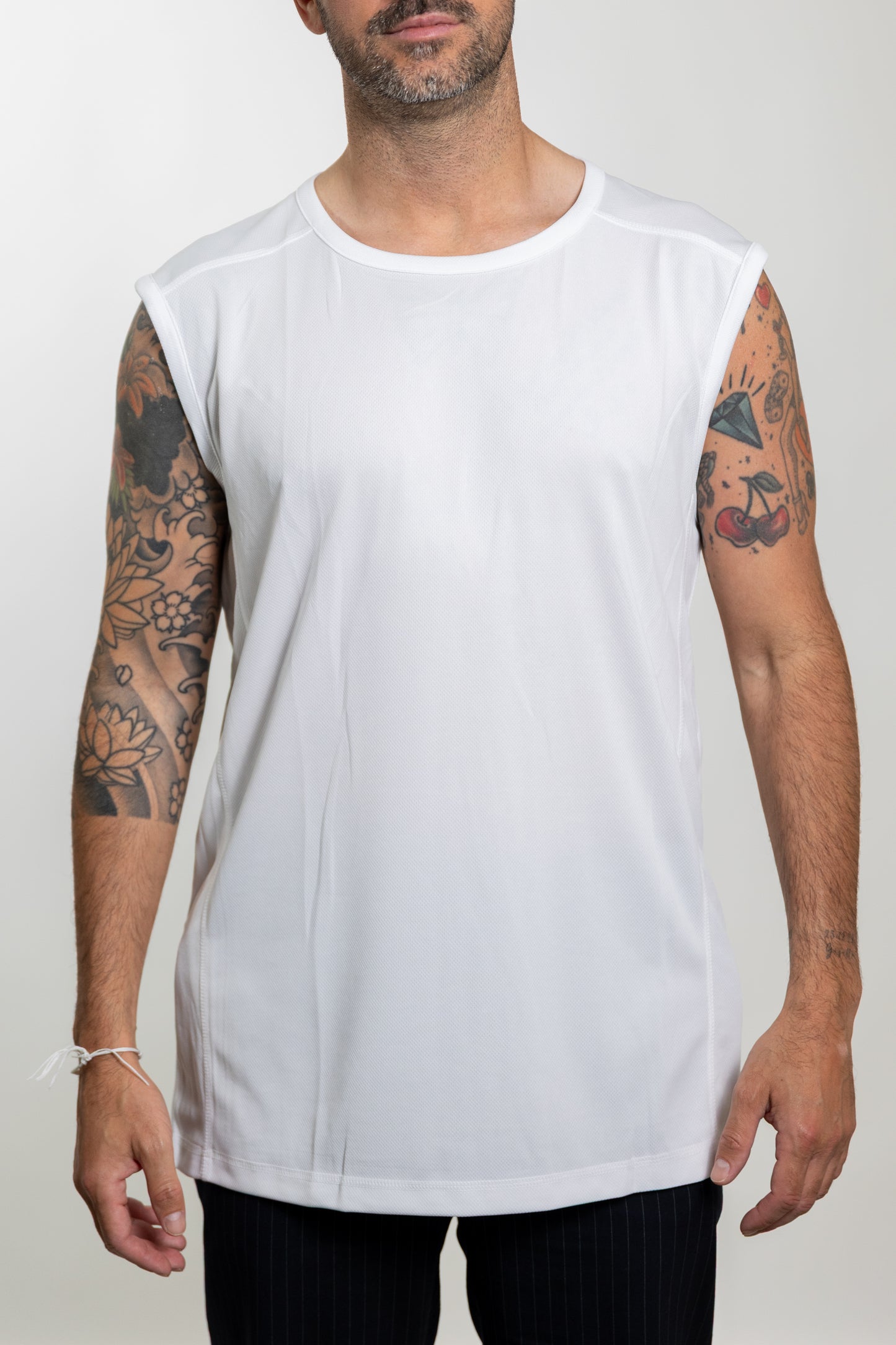 Maglia girocollo senza manica