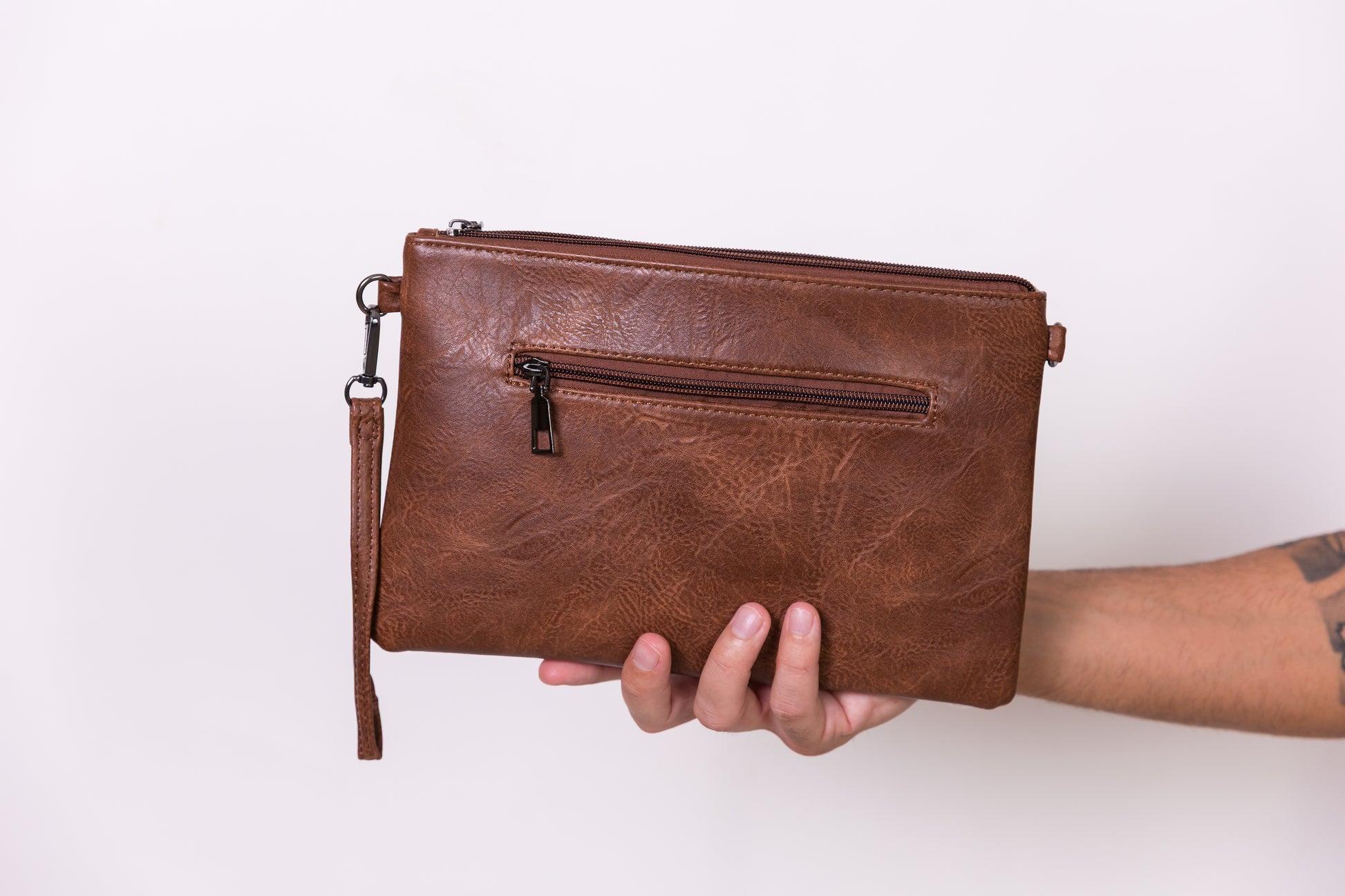 Pochette pelle ecologica martellata collection CasaPago Not Saudades Couture